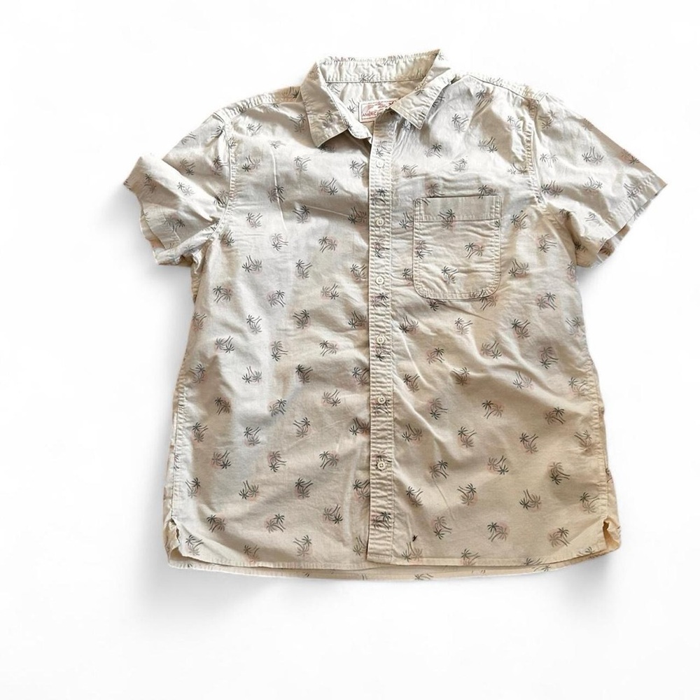 American Eagle cream palm tree summer button-up shirt